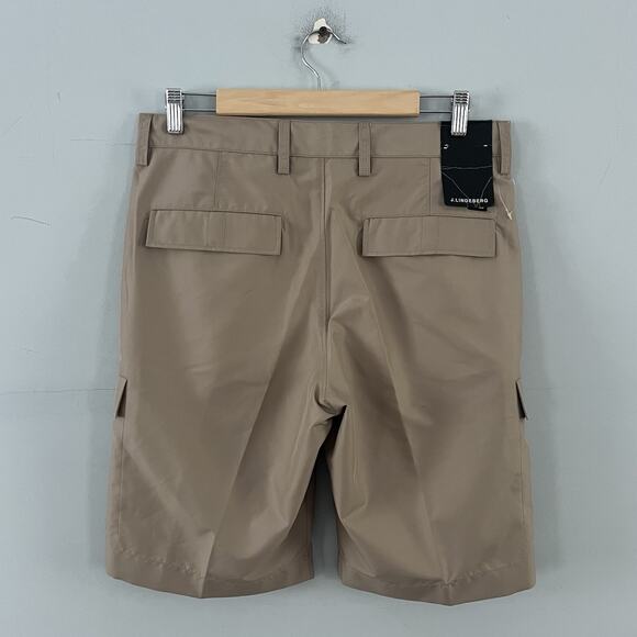 NWT J. Lindeberg Lawrence Micro Twill Beige Khaki Regular Fit Golf Shorts - Picture 3 of 5